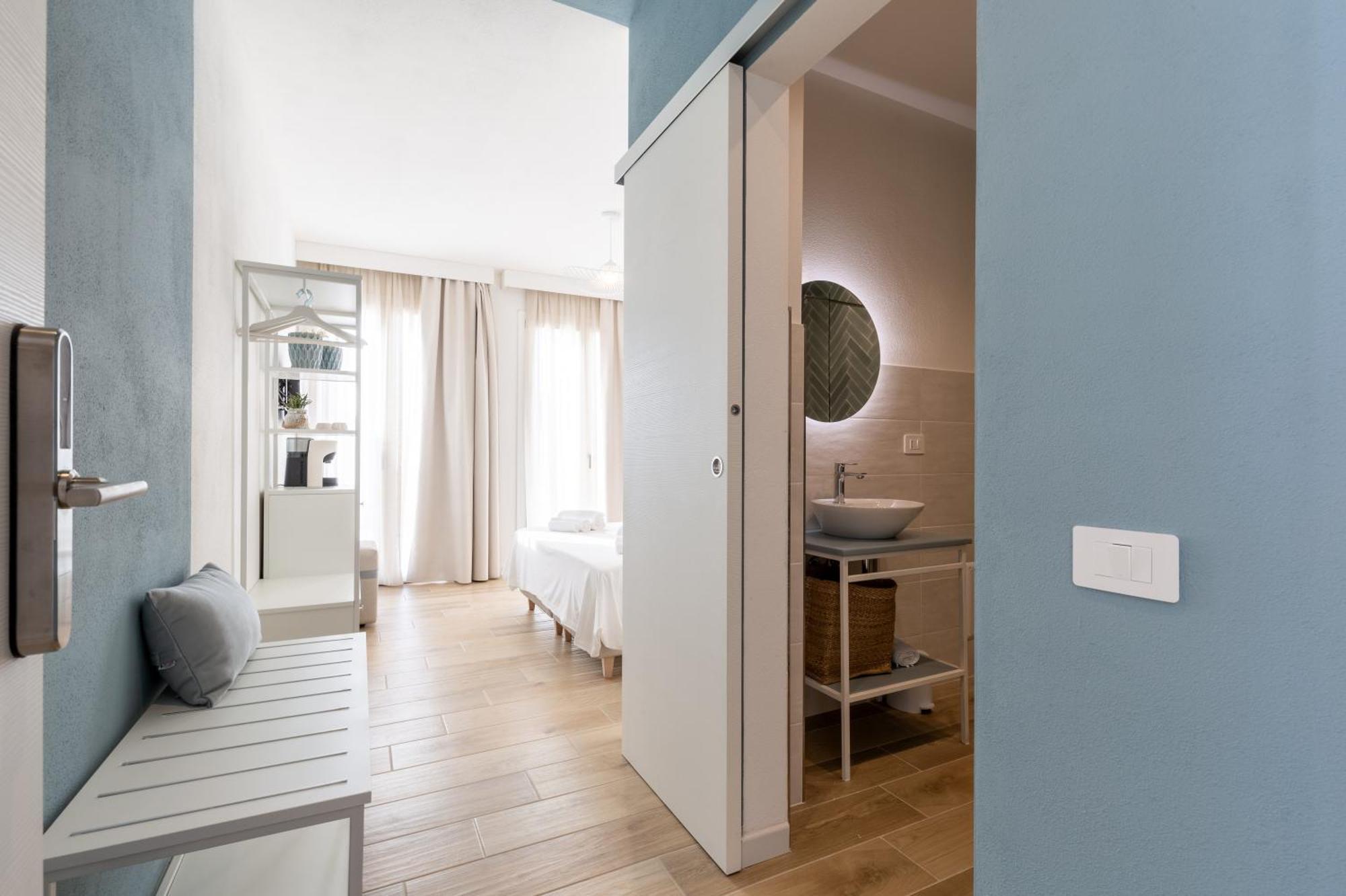 Delphis Pula Rooms ภายนอก รูปภาพ